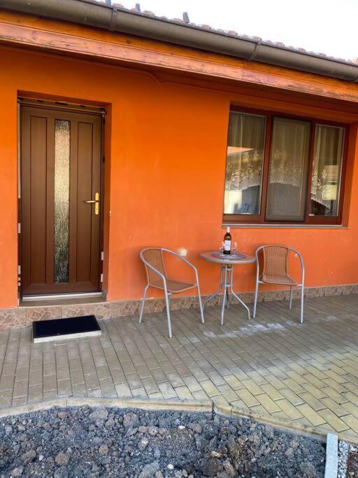 Apartment Anna Sakvice Luaran gambar